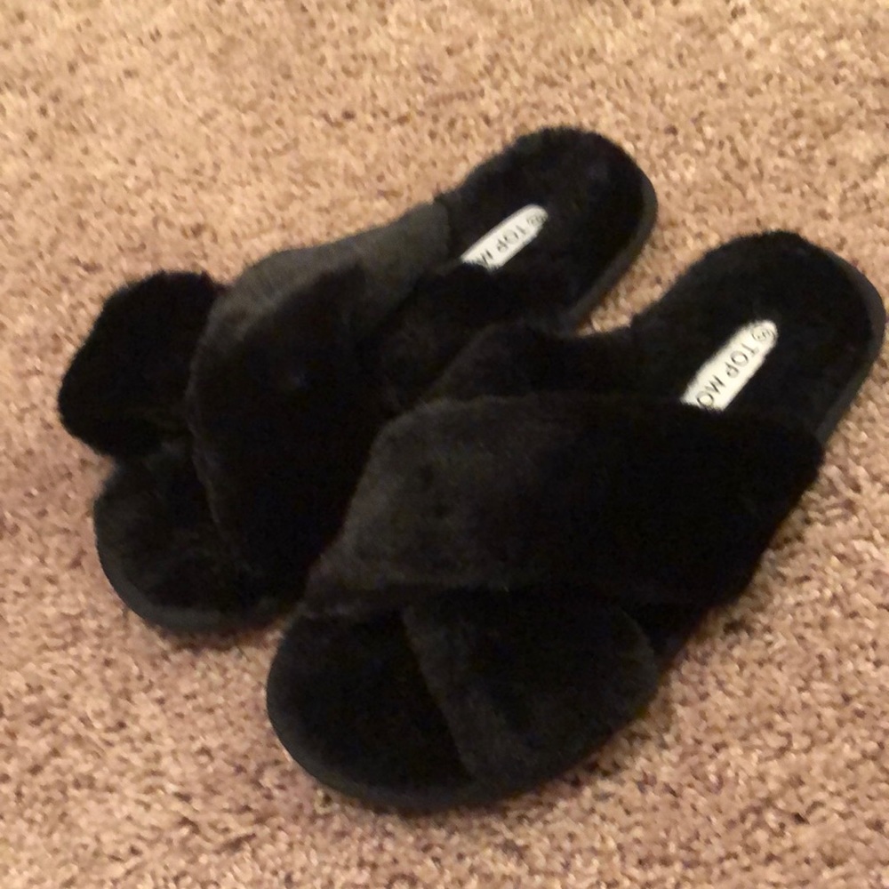 Woman’s slippers